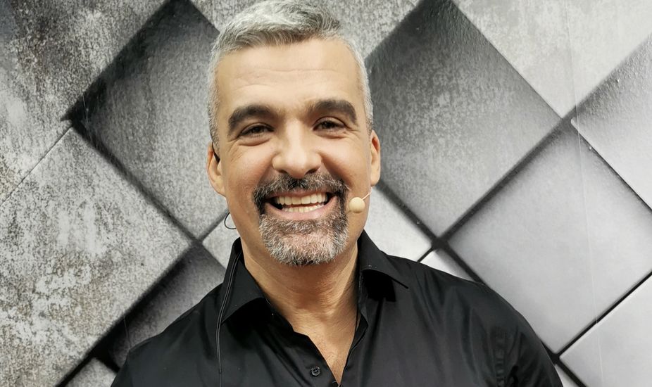 Cum a ajuns Aurelian Temișan să fie CONFUNDAT pe litoral cu o altă vedetă. ”Mă semnam ca să nu îi stric visul copilului”