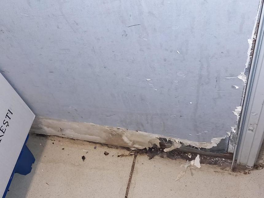 Mizerie de nedescris, alimente stricate, produse expirate. Comisarii de la Protecţia Consumatorului au dat amenzi de peste 900.000 de lei