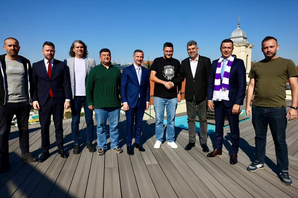Cu ce echipă ține Marcel Ciolacu. Premierul României promite renașterea unui mare club. „Merită să aibă un STADION pe măsură”