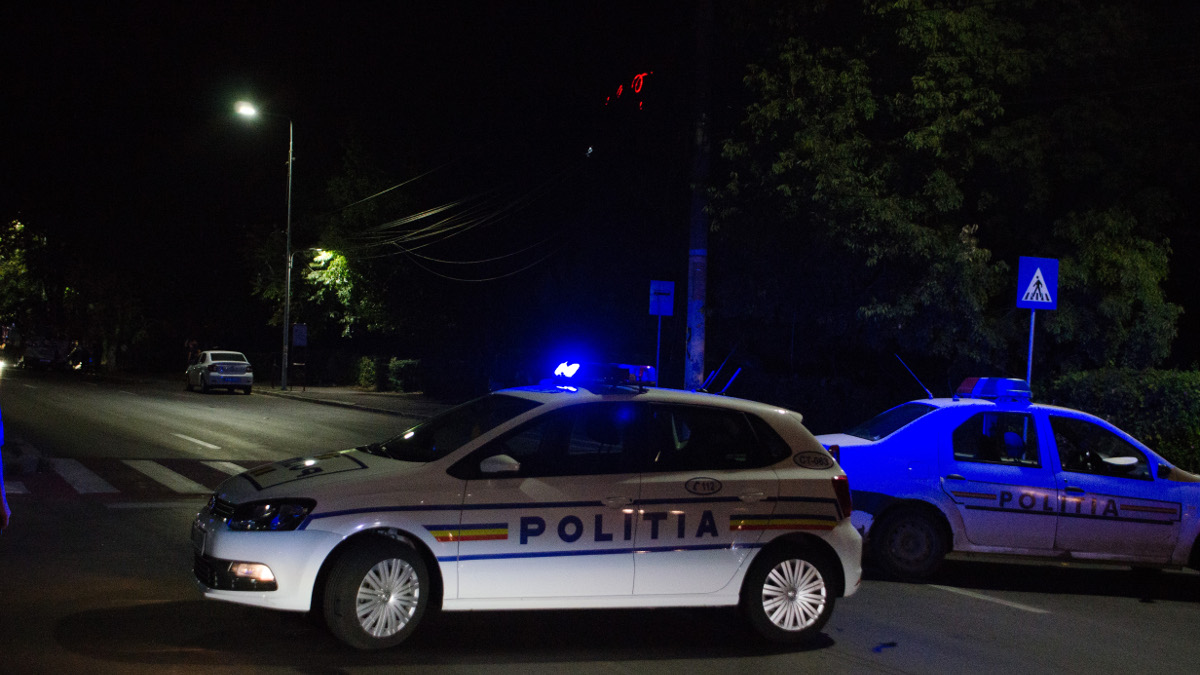 Licean în vârstă de 18 ani, umilit, bătut și SECHESTRAT în Vaslui