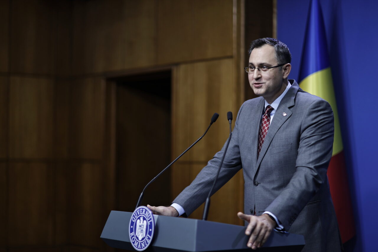 VIDEO | Guvernul are în plan prelungirea cu 3 luni a duratei de aplicare a tarifelor practicate pentru asigurările RCA