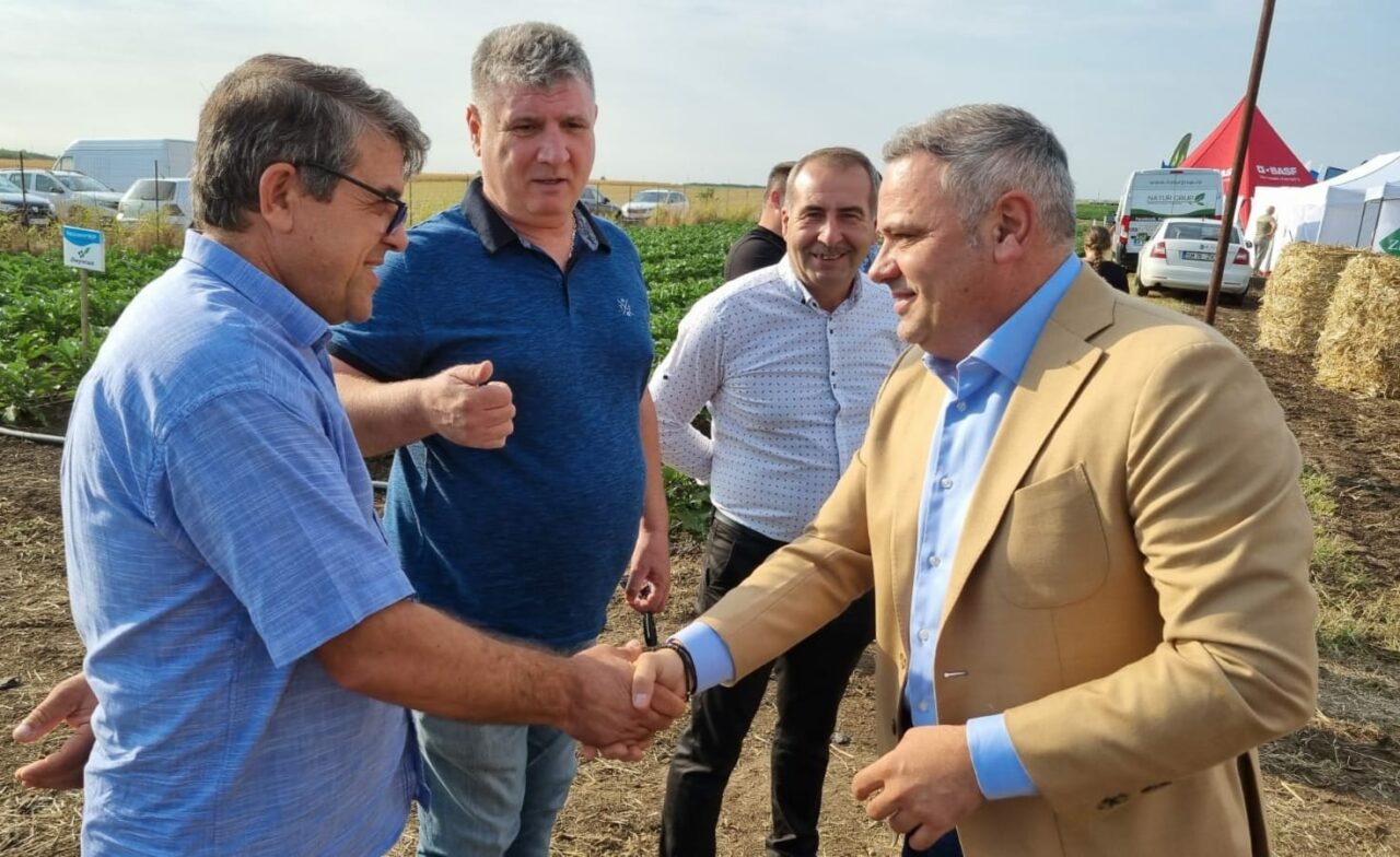 Ministrul Barbu anunță plata integrală a beneficiarilor Programului Tomata și continuarea Programului de sprijin pentru cultivarea legumelor