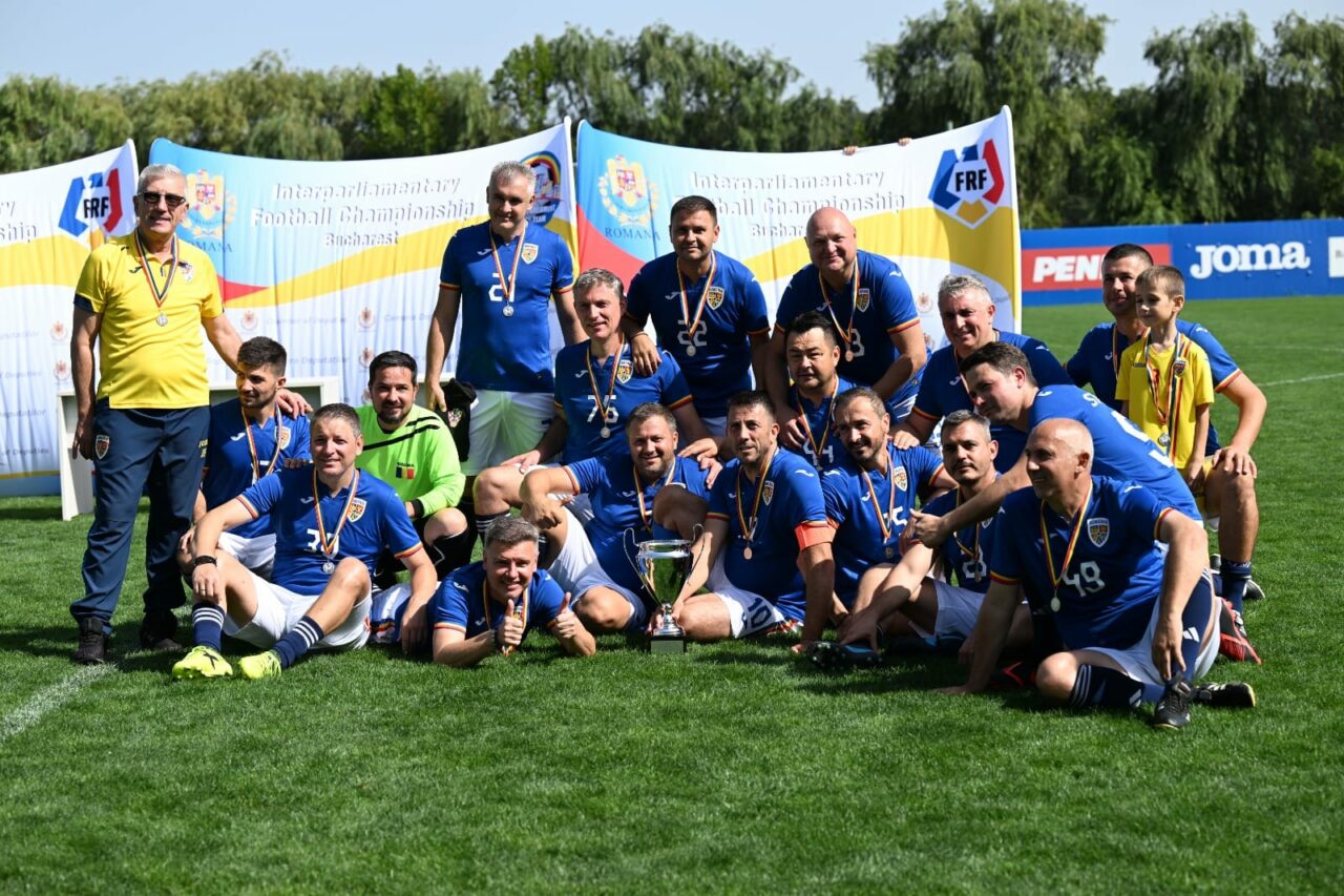 Lucian Bode: „Echipa de fotbal a Parlamentului României a devenit campioană!” | FOTO