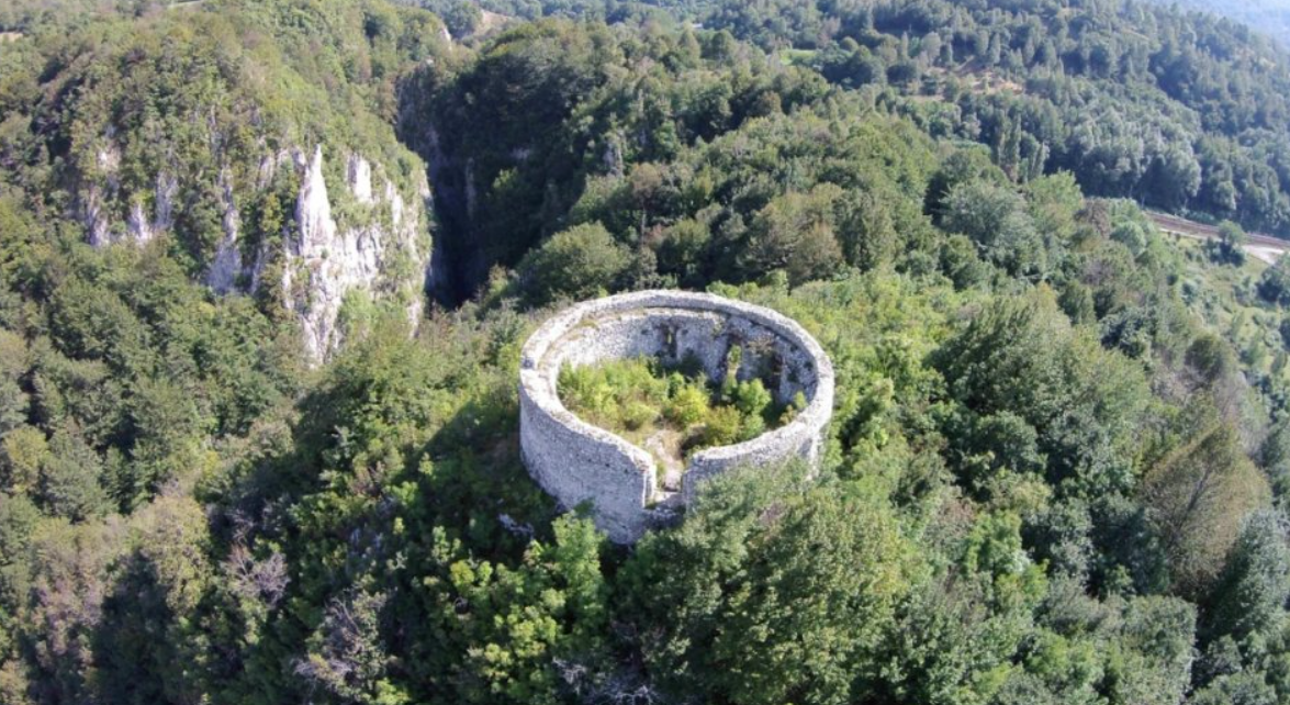 O cetate dacică din România este INTERZISĂ turiștilor: ”Printre cele mai periculoase monumente UNESCO din Europa”