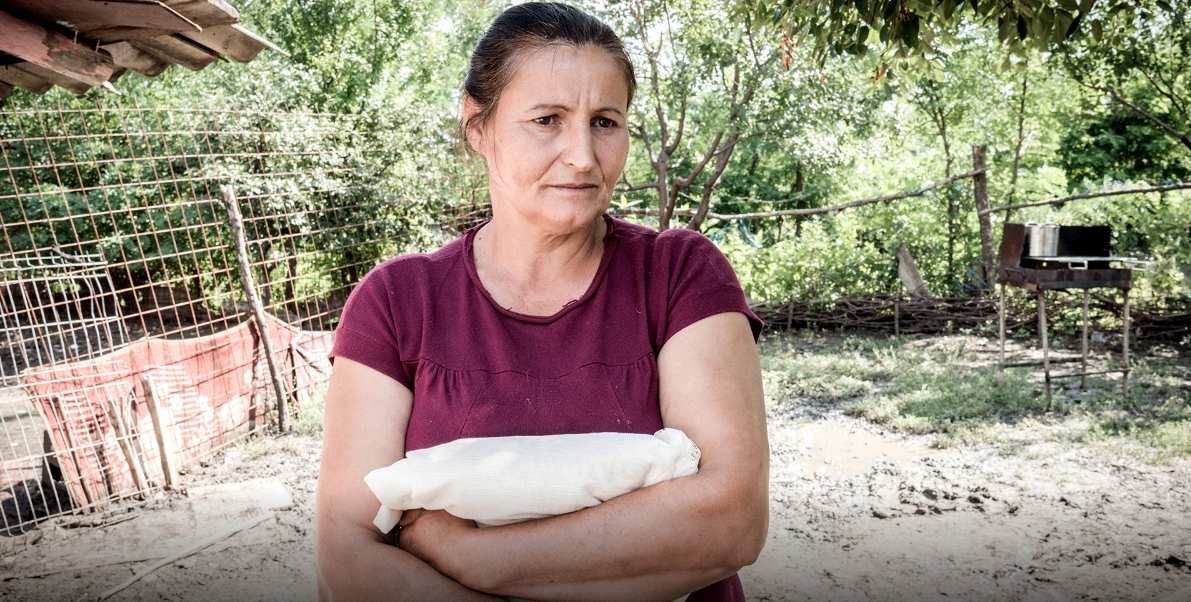 Povestea româncei care a lucrat trei ani în ITALIA, ca muncitoare în agricultură, dar s-a întors acasă la copiii săi. Prin ce greutăți a trecut femeia