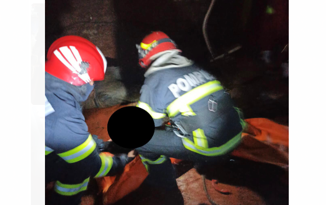 ALERTĂ pe Dunăre: Șase marinari s-au intoxicat cu gaze în buncărul unei nave, pe Brațul Tulcea