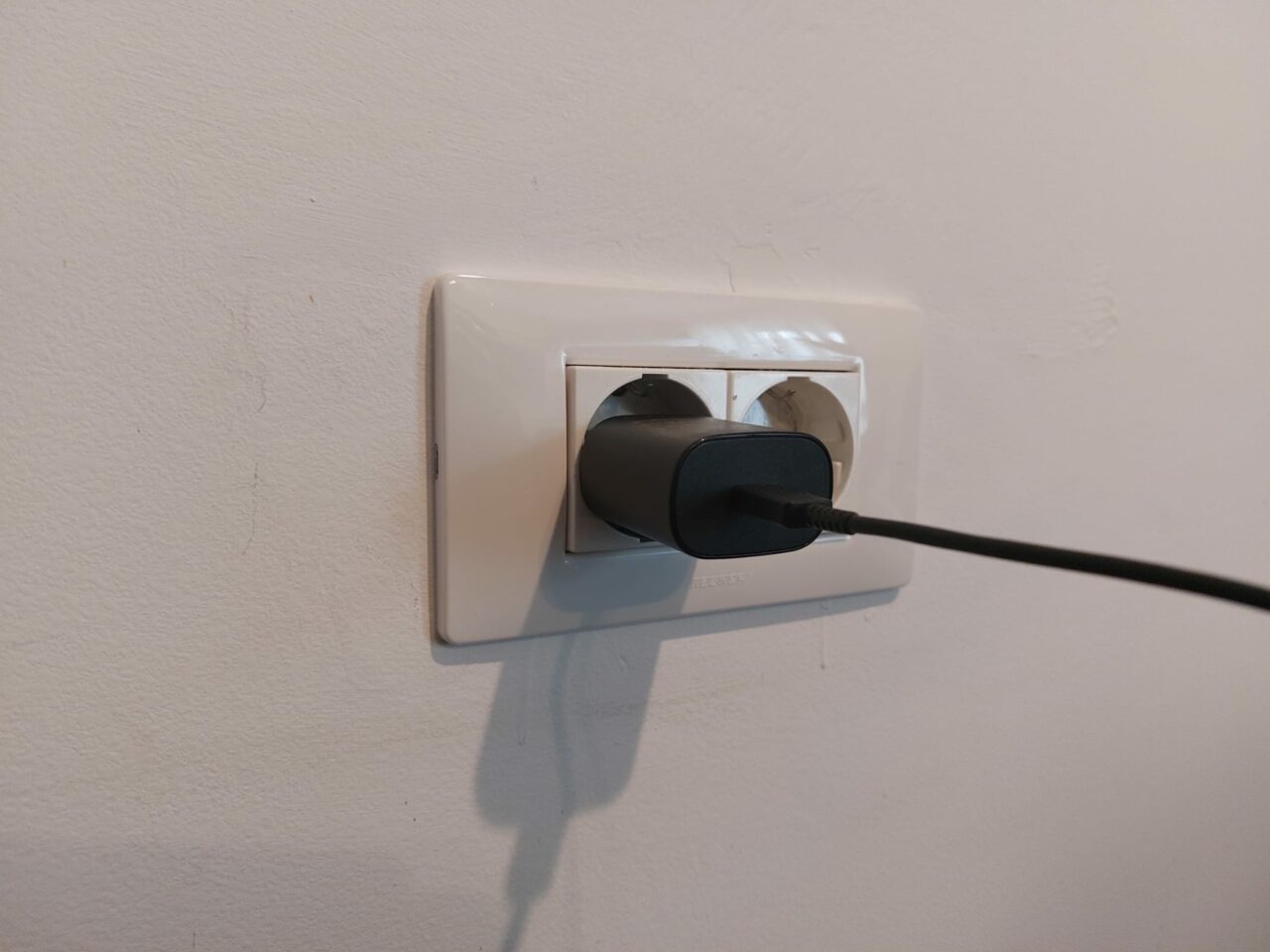 Aparatul electrocasnic care consumă cât 330 de becuri economice. Consumă într-un minut cât alte aparate într-o săptămână