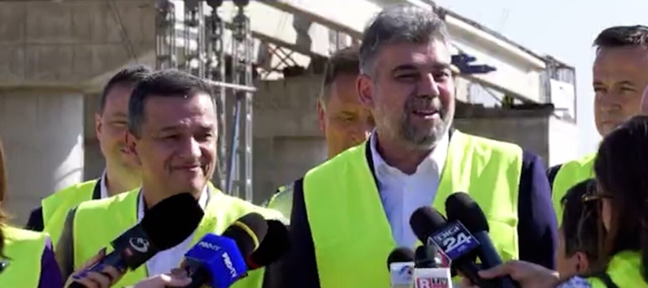 VIDEO | Premierul Marcel Ciolacu ia Autostrada Moldovei la pas. „Îmi doresc să ajungem la 98-99% absorbție din fonduri europene”