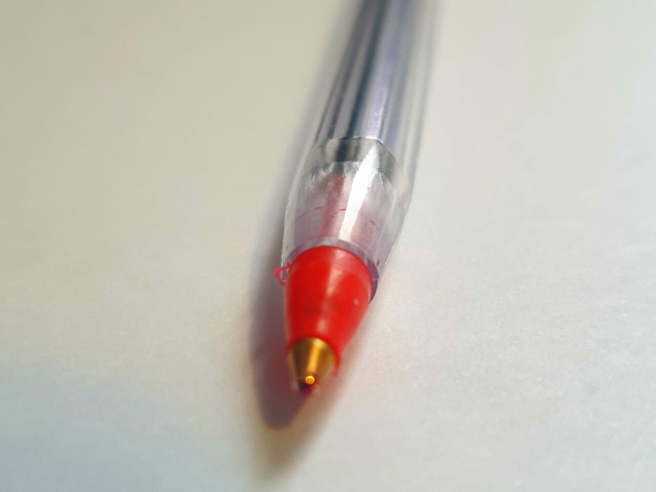 TEST IQ | Doar geniile pot răspunde la aceste 10 întrebări