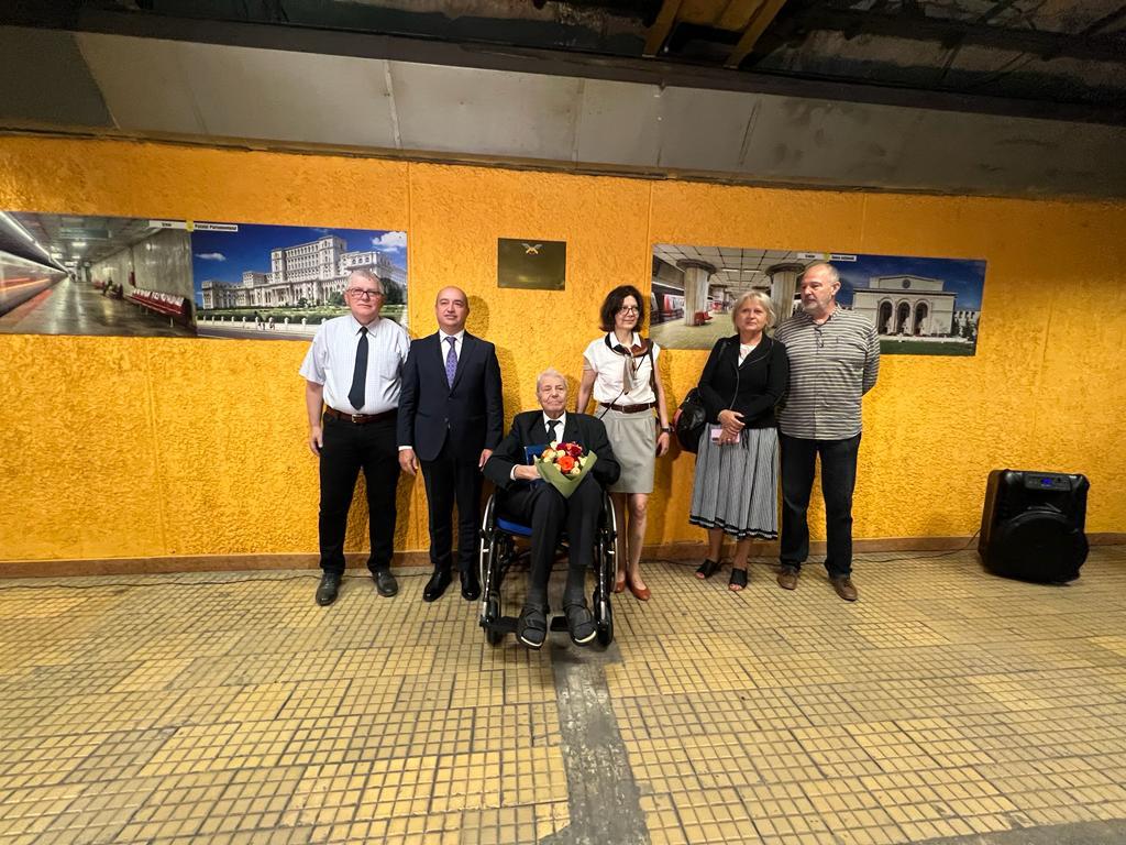 Plachetă dedicată lui Octavian Udriște, dezvelită la stația de metrou Timpuri Noi