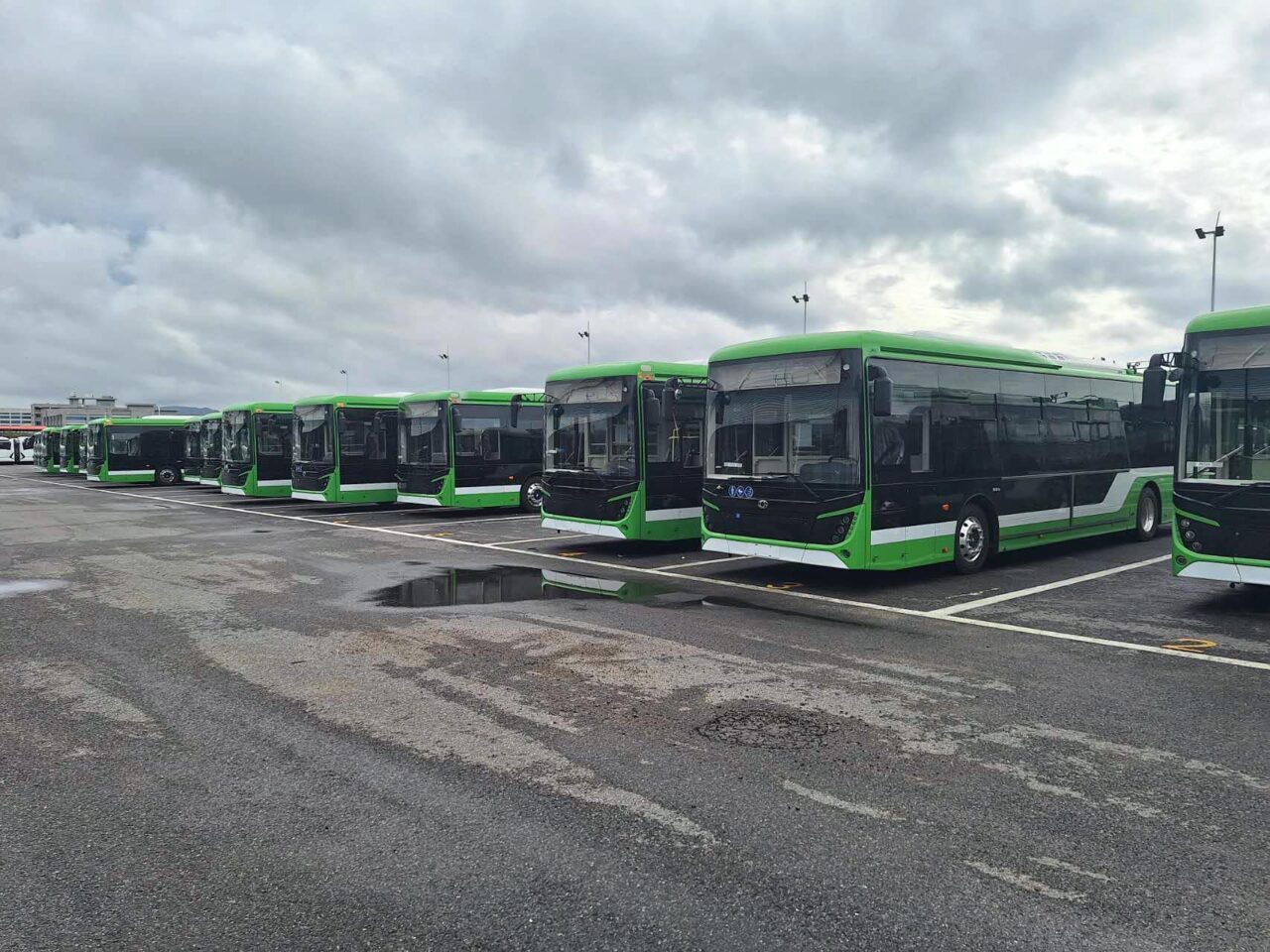 EXCLUSIV | Când vor circula în București autobuzele turcești fabricate în China. „În prezent lucrăm la sistemele de încărcare a noilor vehicule”