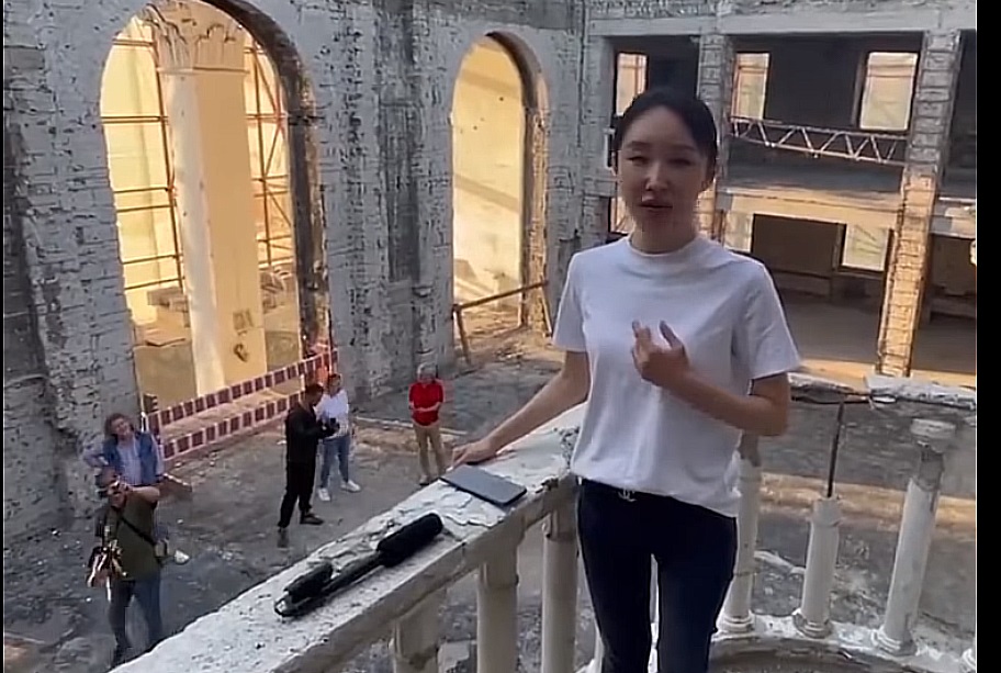 Călătoria controversată a unor „bloggeri” chinezi la Mariupol: Kievul cere EXPLICAȚII din partea Beijingului