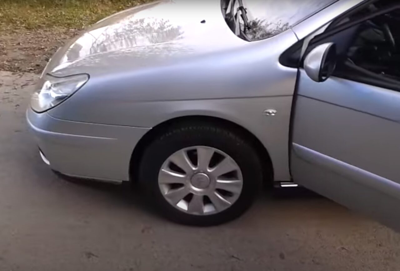 ANAF vinde mai multe mașini. Ce model poți să-ți cumperi cu 5.400 de lei