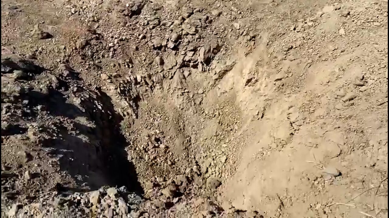 VIDEO | A doua dronă, descoperită mult mai adânc pe teritoriul României. Ce a uitat Armata în cel de-al doilea crater