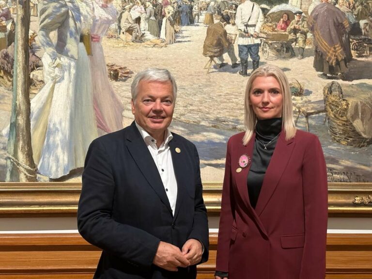 Alina Gorghiu, după întrevederea cu comisarul UE pentru justiție: „Așteptăm decizia formală de ridicare a MCV”