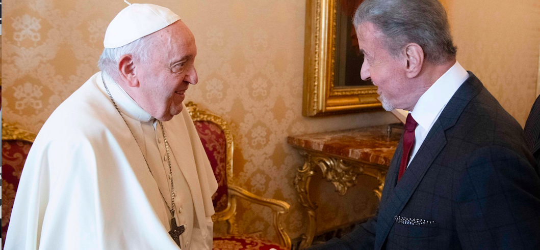 Sylvester Stallone s-a întâlnit la Vatican cu Papa Francisc. Suveranul Pontif s-a declarat un mare fan al actorului