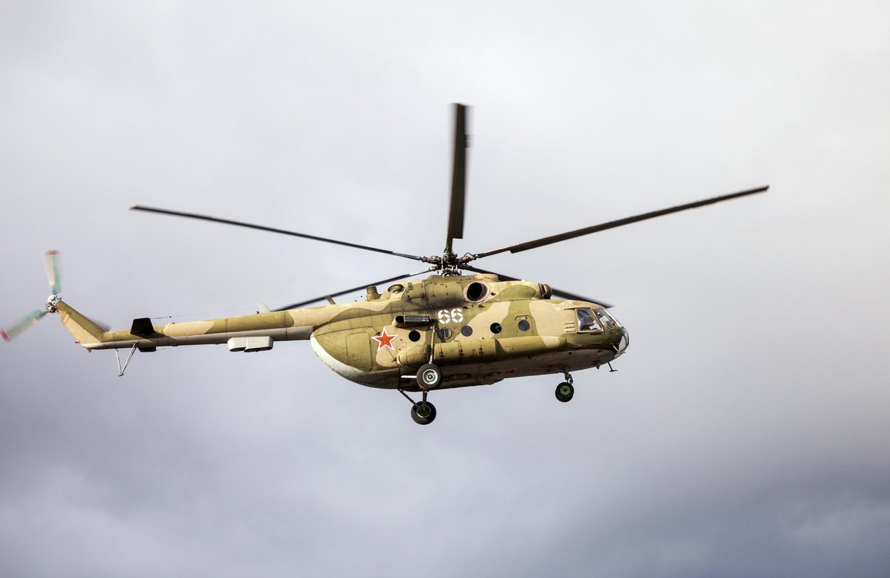 E bogat acum: SUMA frumoasă primită de pilotul rus care a predat un elicopter Mi-8 Ucrainei. Cât costă aeronava