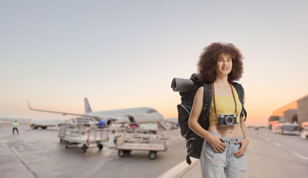 UE introduce schimbări importante pentru BAGAJE de mână în avioane. Călătorii vor fi avantajați