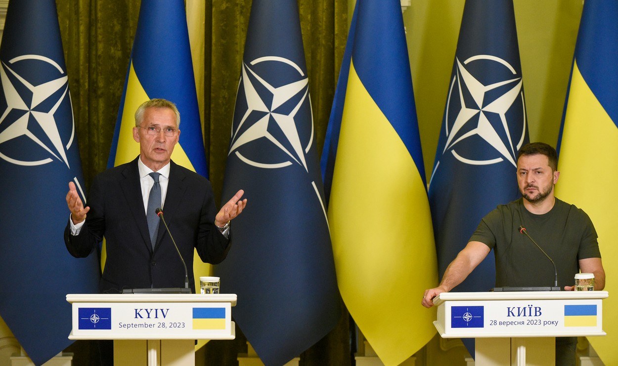 Șeful NATO, în vizită la Kiev. Ce spune Stoltenberg despre câștigurile teritoriale ale Ucrainei și despre România
