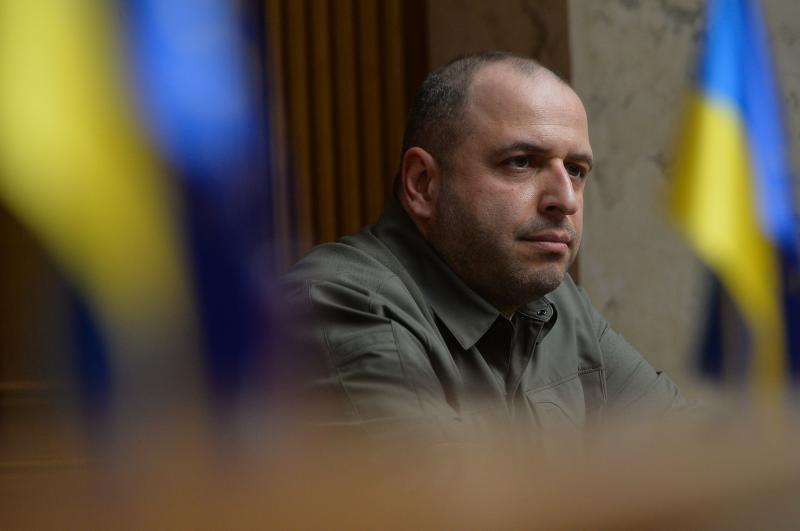 Volodimir Zelenski face curățenie la conducerea Ministerului Apărării. 7 oficiali au demisionat la cererea noului ministru, Rustem Umerov