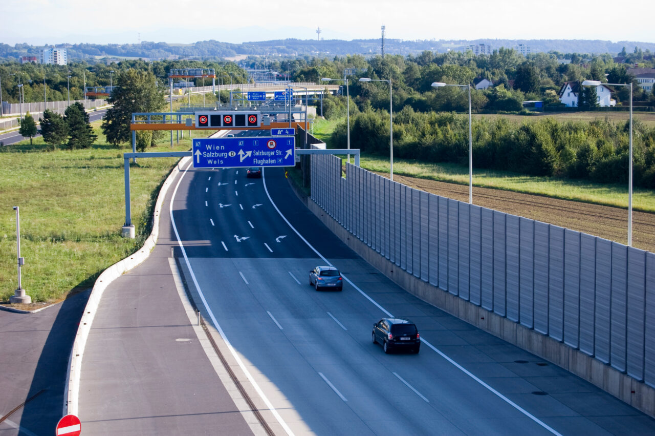Indicator NOU pe autostrăzi. Șoferii care îl ignoră riscă amenzi usturătoare