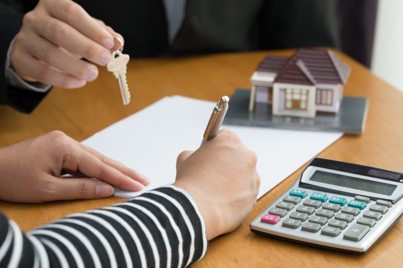Măsuri fiscale pe piața imobiliară: Cota de TVA să se plătească diferențiat, dacă o locuință este livrată „la roșu” sau „la cheie” –  DOCUMENT