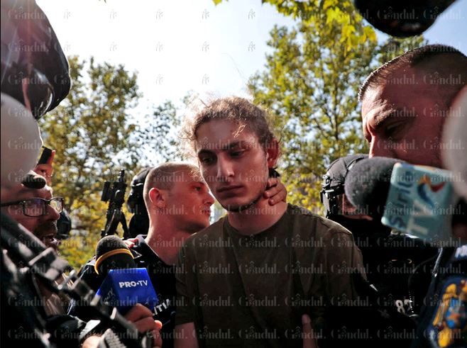 Dosarul „2 Mai”: Vlad Pascu cere să fie plasat în arest la domiciliu / PROTEST în faţa Tribunalului Constanţa