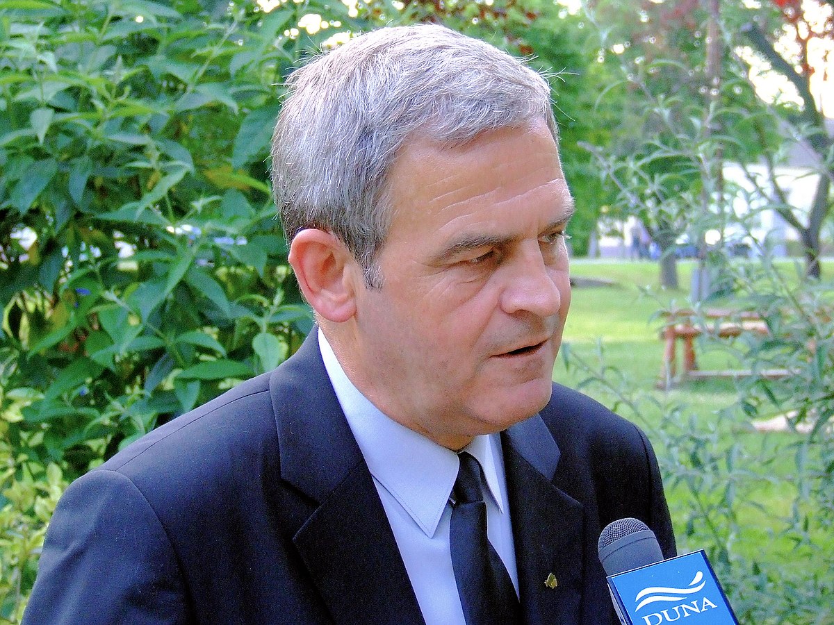 Decizie definitivă la ÎCCJ: Laszlo Tokes rămâne fără decorația Ordinul Naţional „Steaua României”!