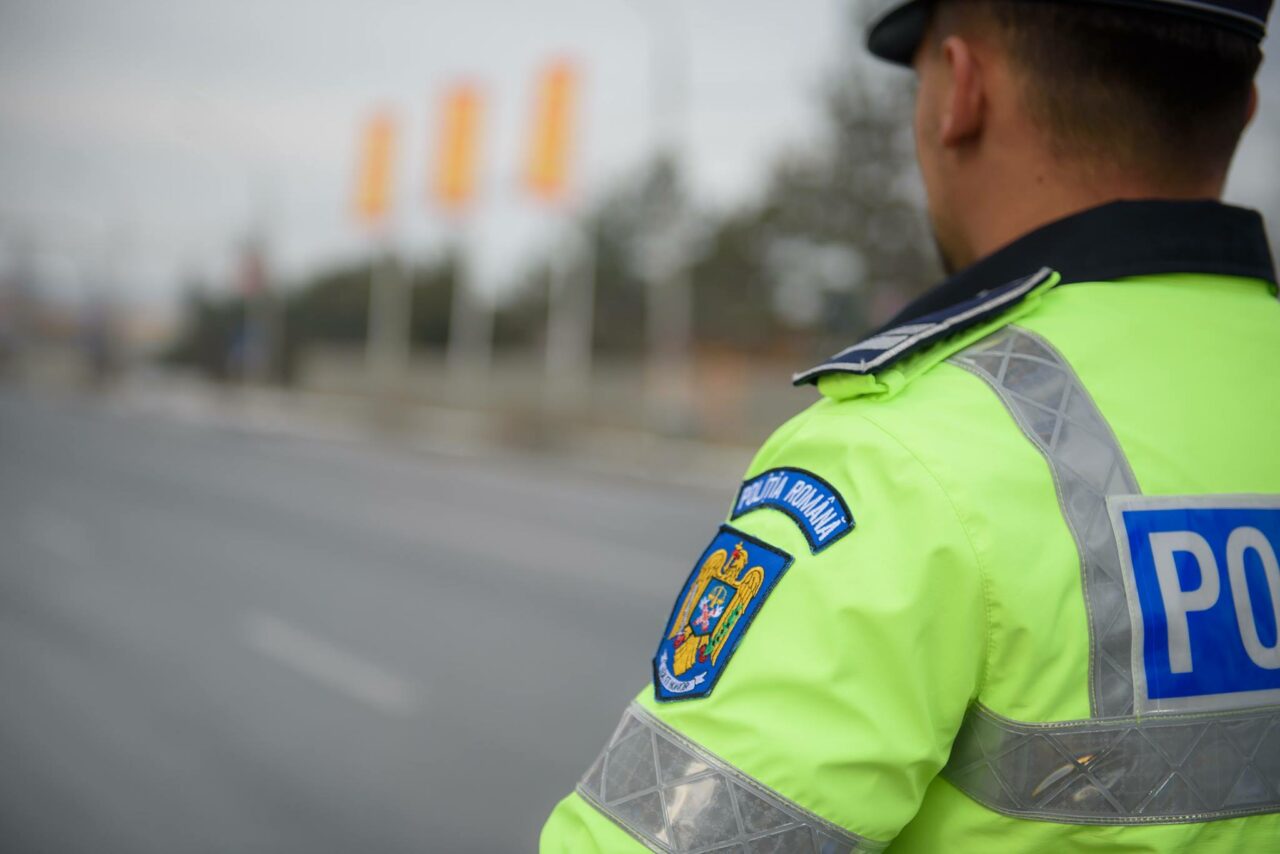 BRĂILA. Șofer drogat și cu permisul suspendat, a provocat un accident și s-a răsturnat cu mașina