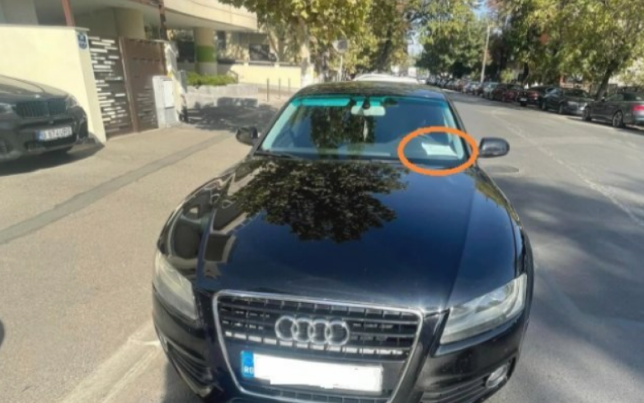 ȘOFERUL unui Audi a găsit o „metodă inedită” de a parca oriunde. S-a „avansat” singur în Armată pentru a intimida eventualii „revoltați”