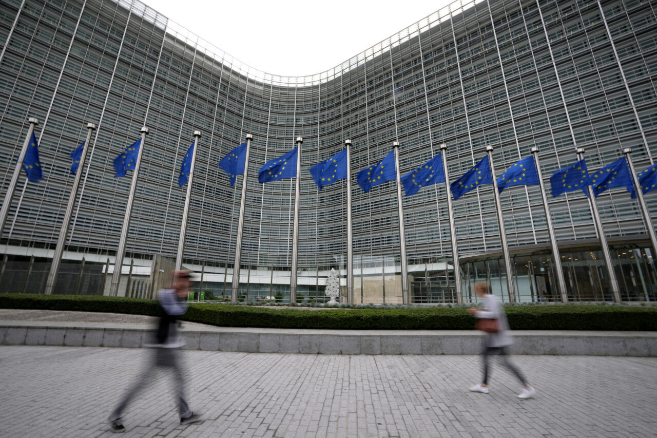 POLITICO | Statele UE au ajuns la un acord în ceea ce privește migrația. Polonia și Ungaria au votat împotrivă, iar Austria, s-a abținut