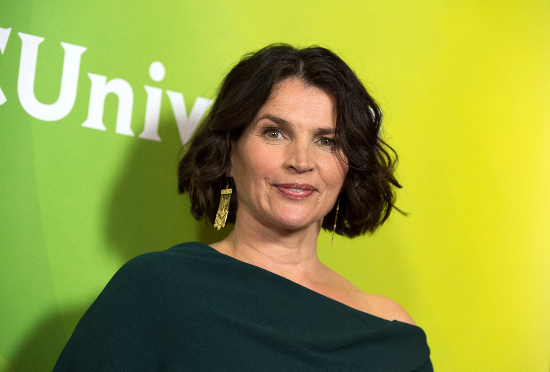 Julia Ormond l-a dat în judecată pe Harvey Weinstein pentru agresiune sexuală, dar și companiile Disney si Miramax, pentru neglijență