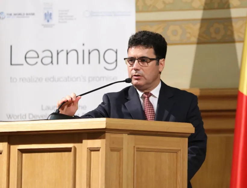 Remus Pricopie, rectorul SNSPA, pulverizează partidul lui George Simion: „AUR, o rangă politică a Kremlinului”