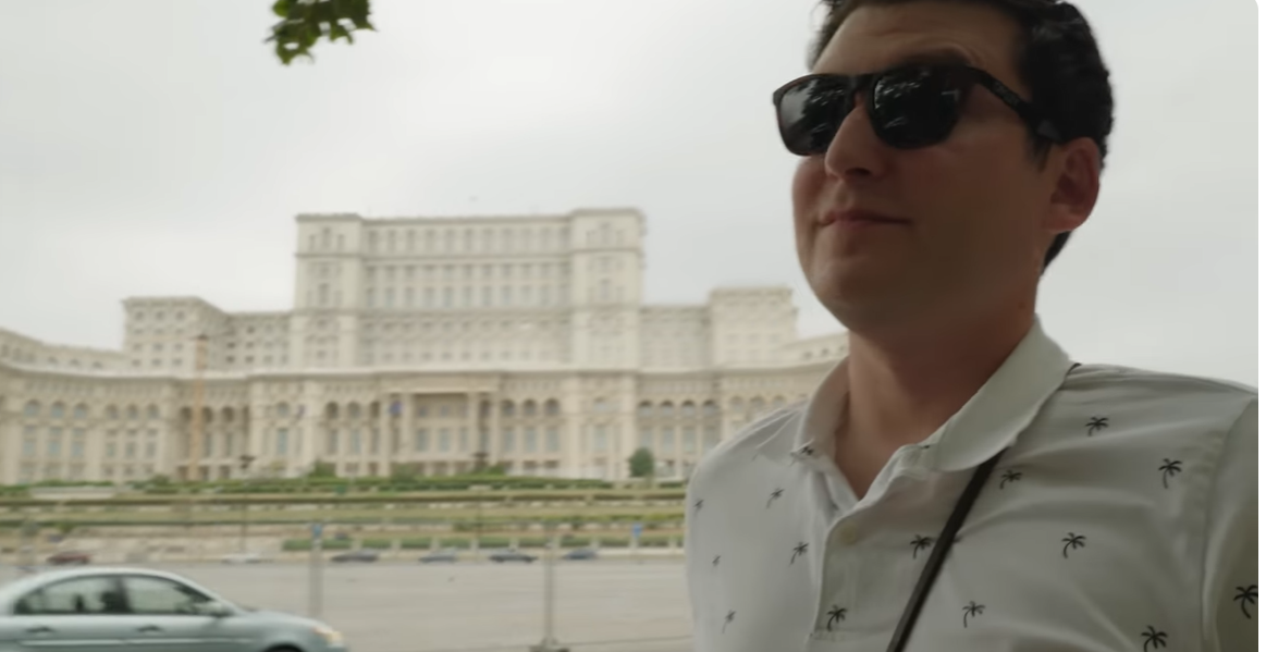 VIDEO. Bucureștiul, văzut prin ochii a doi turiști americani: „E mai curat decât în Paris. Oamenii sunt mult mai cumsecade”