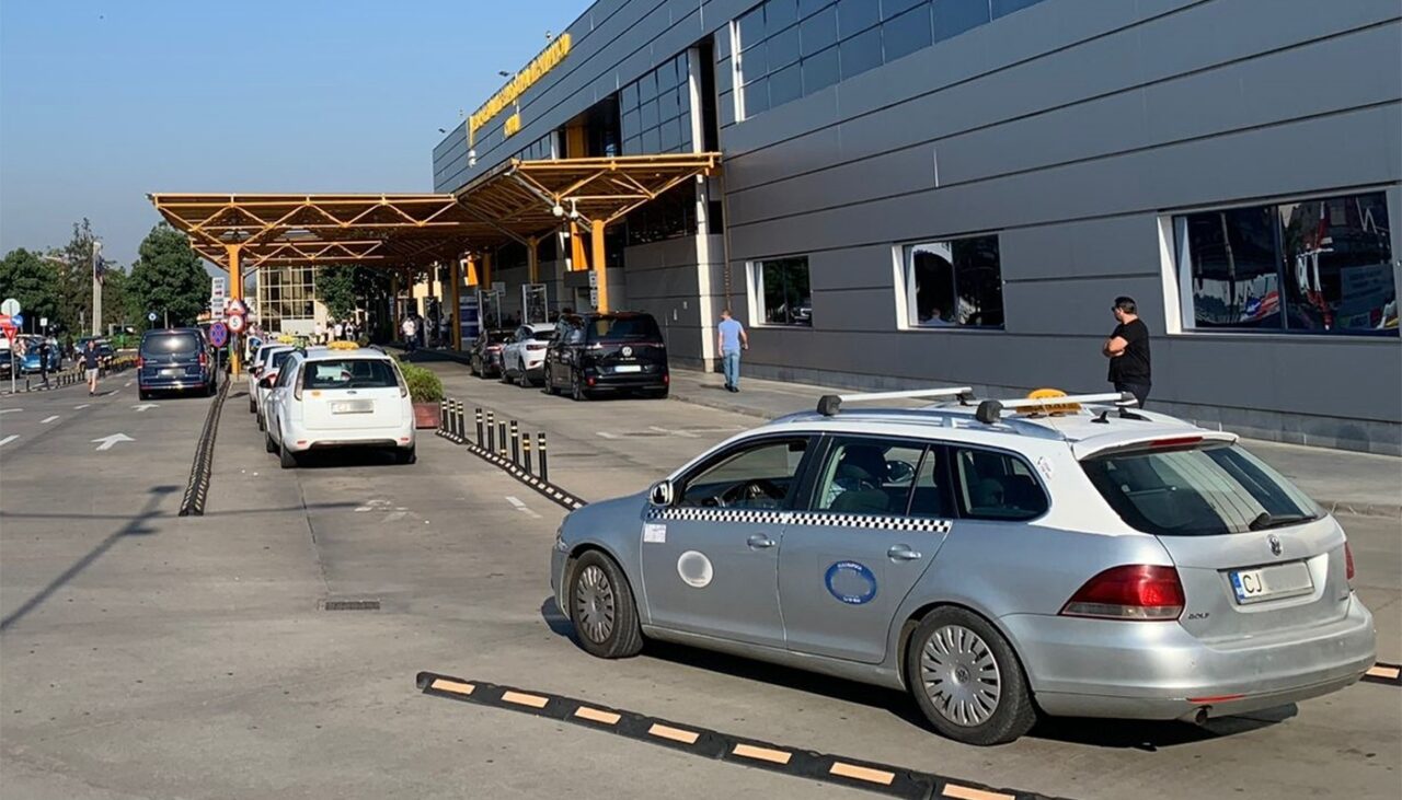 „Ce ciupeală!” Câți lei a plătit un turist unui taximetrist din Aeroportul Cluj, pentru.. nimic!
