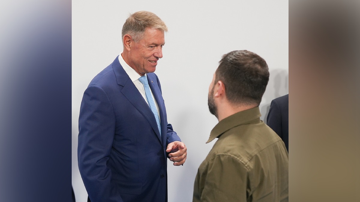 Volodimir Zelenski vine marți în România. Liderul ucrainean va fi primit de președintele Klaus Iohannis și premierul Marcel Ciolacu