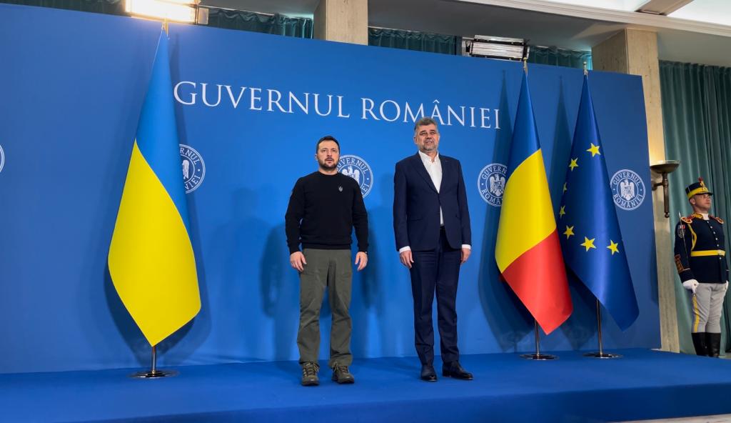 VIDEO | Volodimir Zelenski, întâmpinat de premierul Marcel Ciolacu la Palatul Victoria