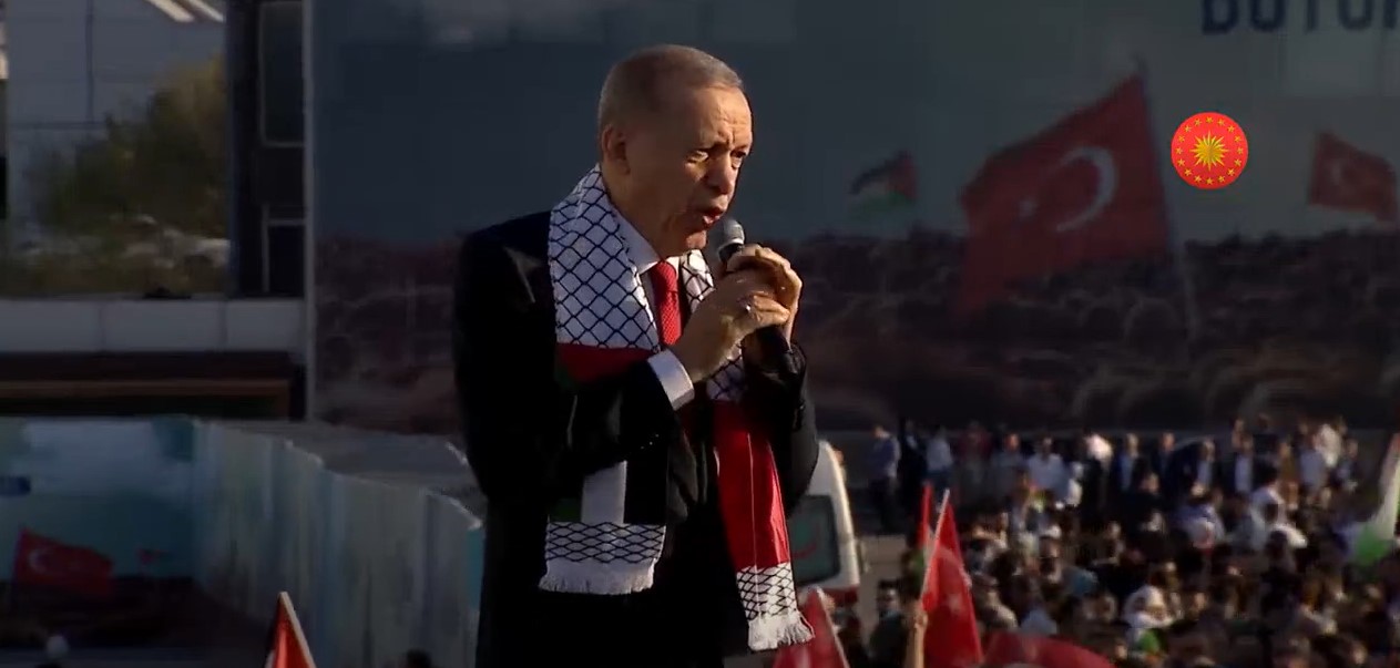 Președintele Recep Erdoğan s-a dezlănțuit la un uriaș miting pro-palestinian. „Israelul este un ocupant. Vom declara Israelul criminal de război”
