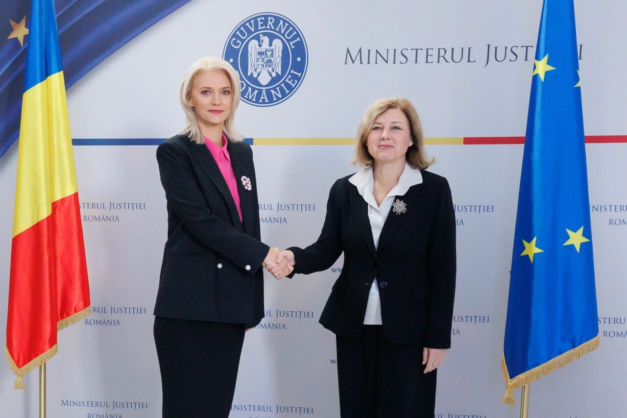 Vicepreședinta Comisiei Europene s-a întâlnit cu Alina Gorghiu/ Tema discuției: Consolidarea justiției din România