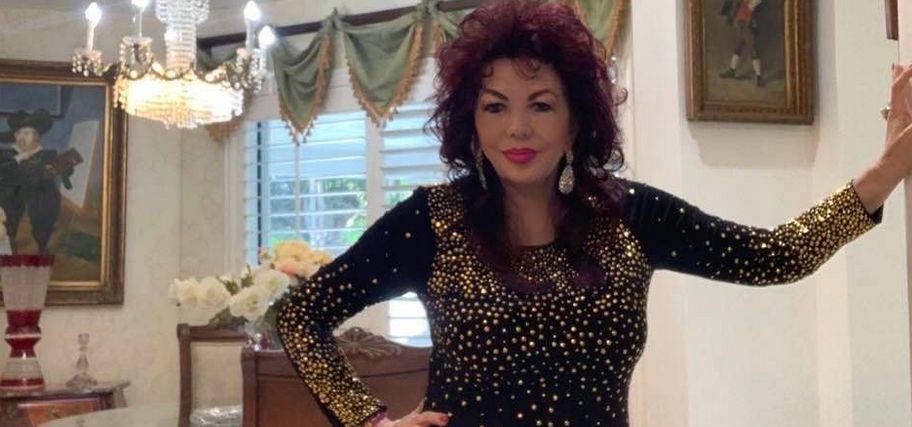 Cum ar fi trebuit să o cheme pe Carmen Harra. ”Când eu m-am născut, s-a gândit să-mi dea mie NUMELE, DUPĂ CALUL LUI”