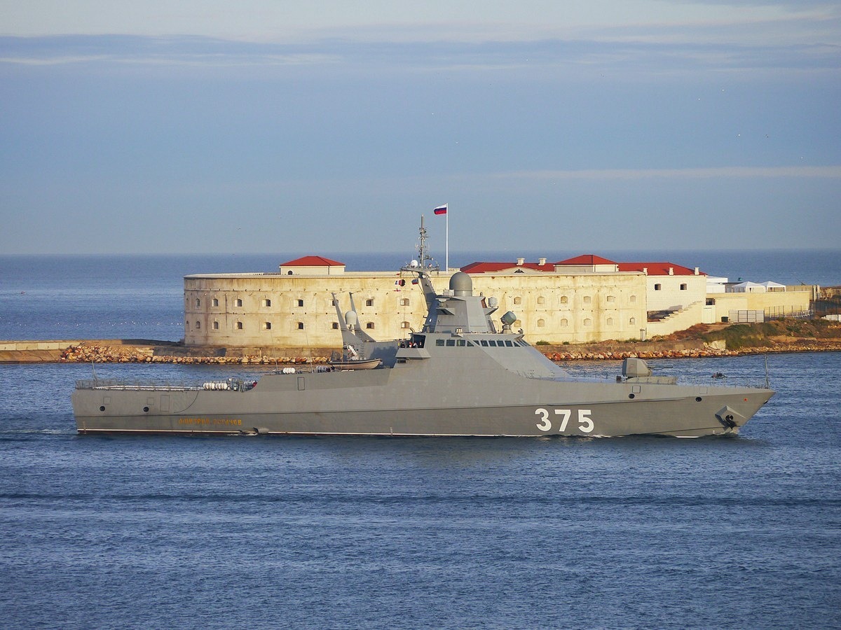 Încă o navă mare a Rusiei ar fi fost DISTRUSĂ în Marea Neagră. Vasul de 45 de milioane de dolari bloca exporturile de cereale