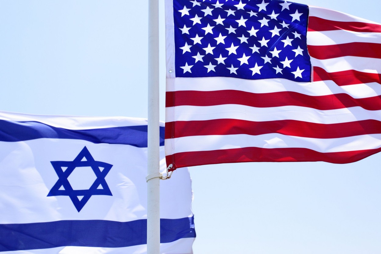 Americanii din Israel vor fi evacuaţi pe mare până în Cipru