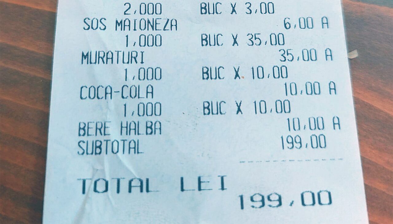 Ce PREȚ a plătit un clujean pentru un simplu cârnat, la Târgul de la Negreni. Doar cartofii prăjiți l-au costat 31 de lei!