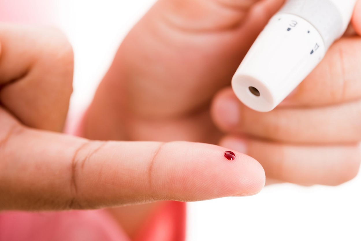 Creșterea alarmantă a numărului de pacienți DIABETICI în România. Ce putem face pentru a preveni această boală?
