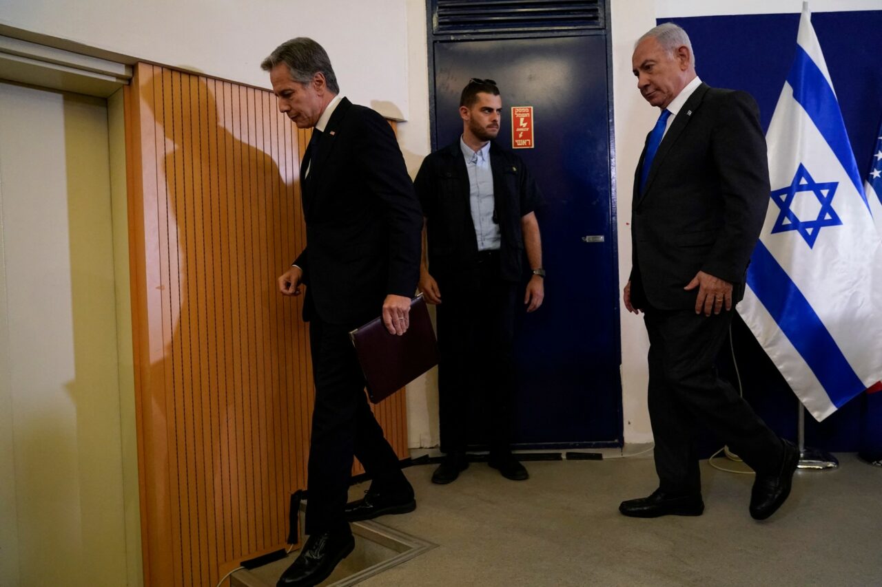 Antony Blinken merge în Qatar, în efortul de a facilita contacte diplomatice între Hamas și Israel