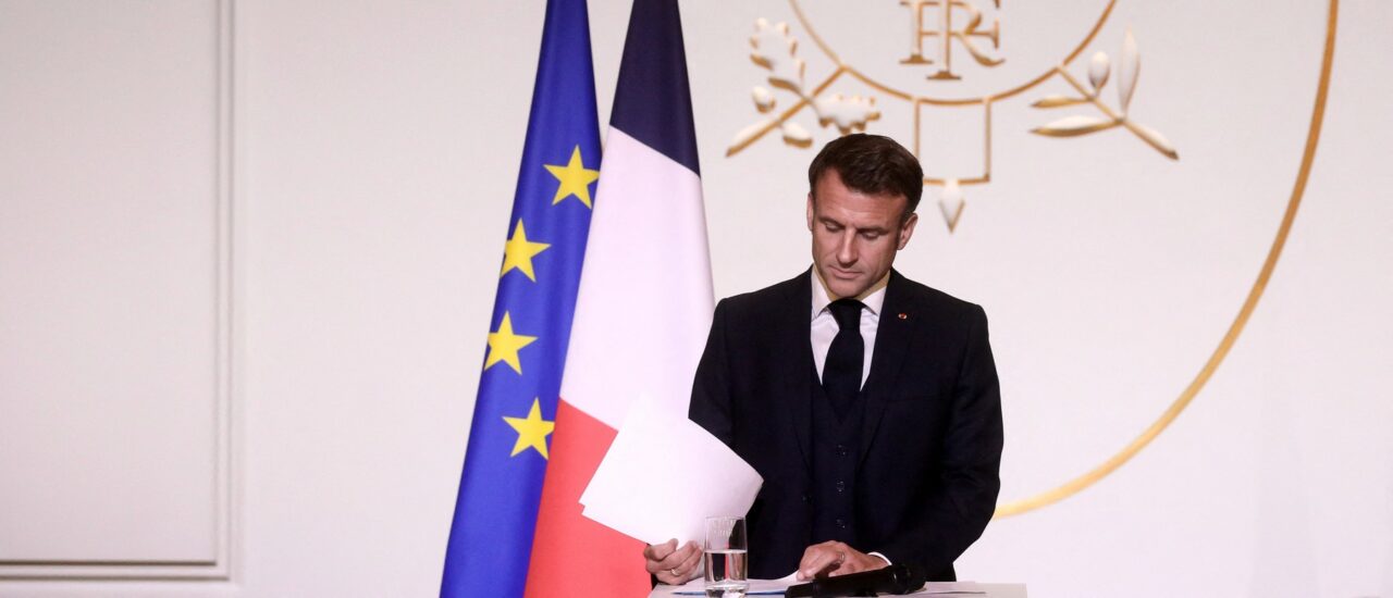 Emmanuel Macron pregătește o remaniere guvernamentală substanțială /Elisabeth Borne ar putea fi înlocuită