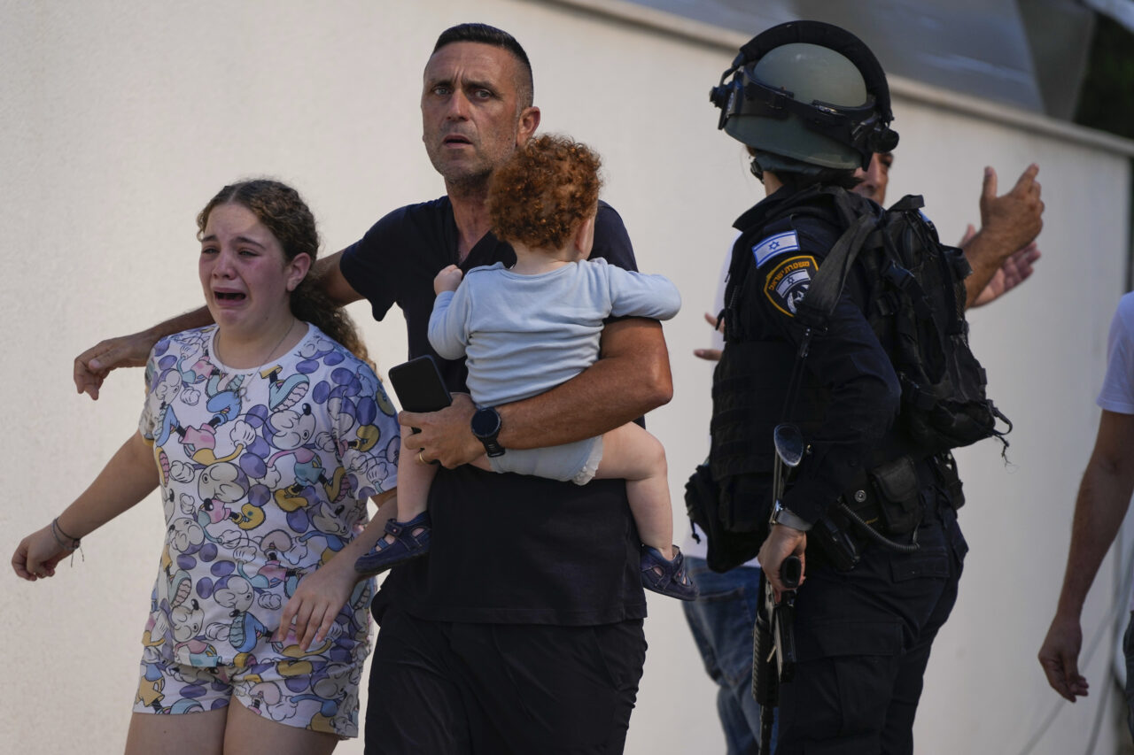 Război în Ucraina, ziua 599: România oferă sprijin ucrainenilor EVACUAȚI din Israel