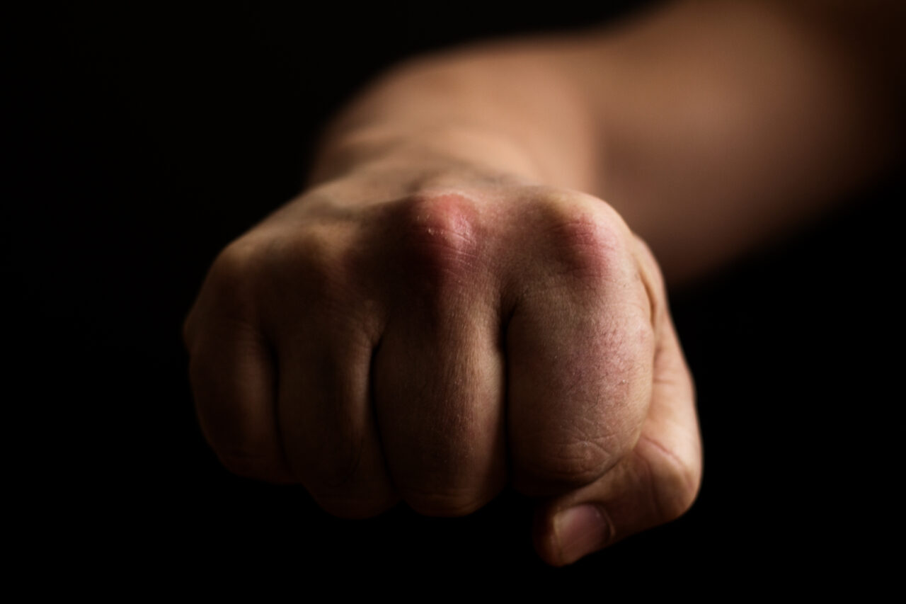 Județul din România în care zeci de bărbați reclamă că au fost AGRESAȚI de femei