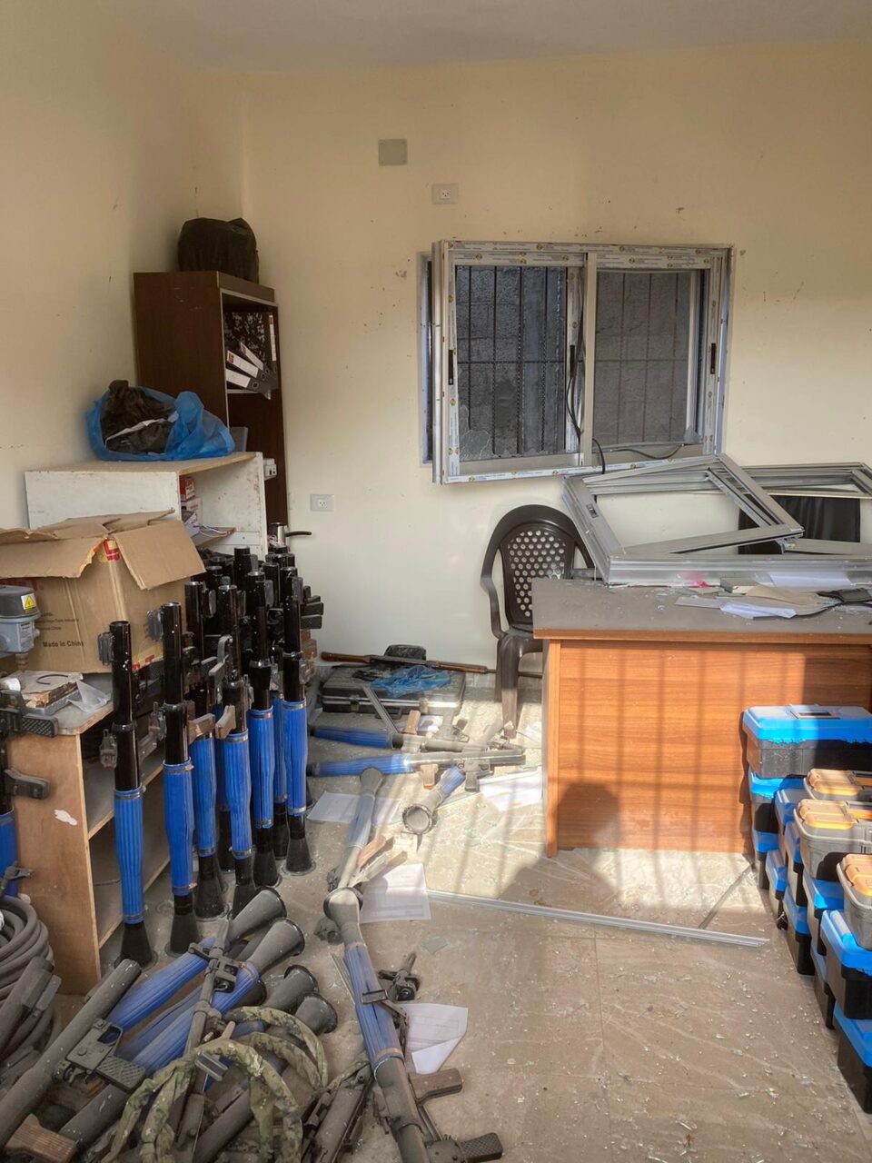 VIDEO | Israelul, tot mai aproape de liderii Hamas/ Raid efectuat de IDF în biroul lui Muhammad Sinwar, fratele liderului Hamas, Yahya Sinwar