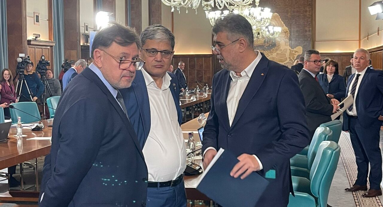 VIDEO| Ciolacu dă asigurări că sunt bani pentru pensii, alocații, șomaj, educație, sănătate și ajutoare de încălzire/ „Boloș a asigurat 13,7 mld. lei”